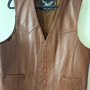 Elegant Brown Leather Vest